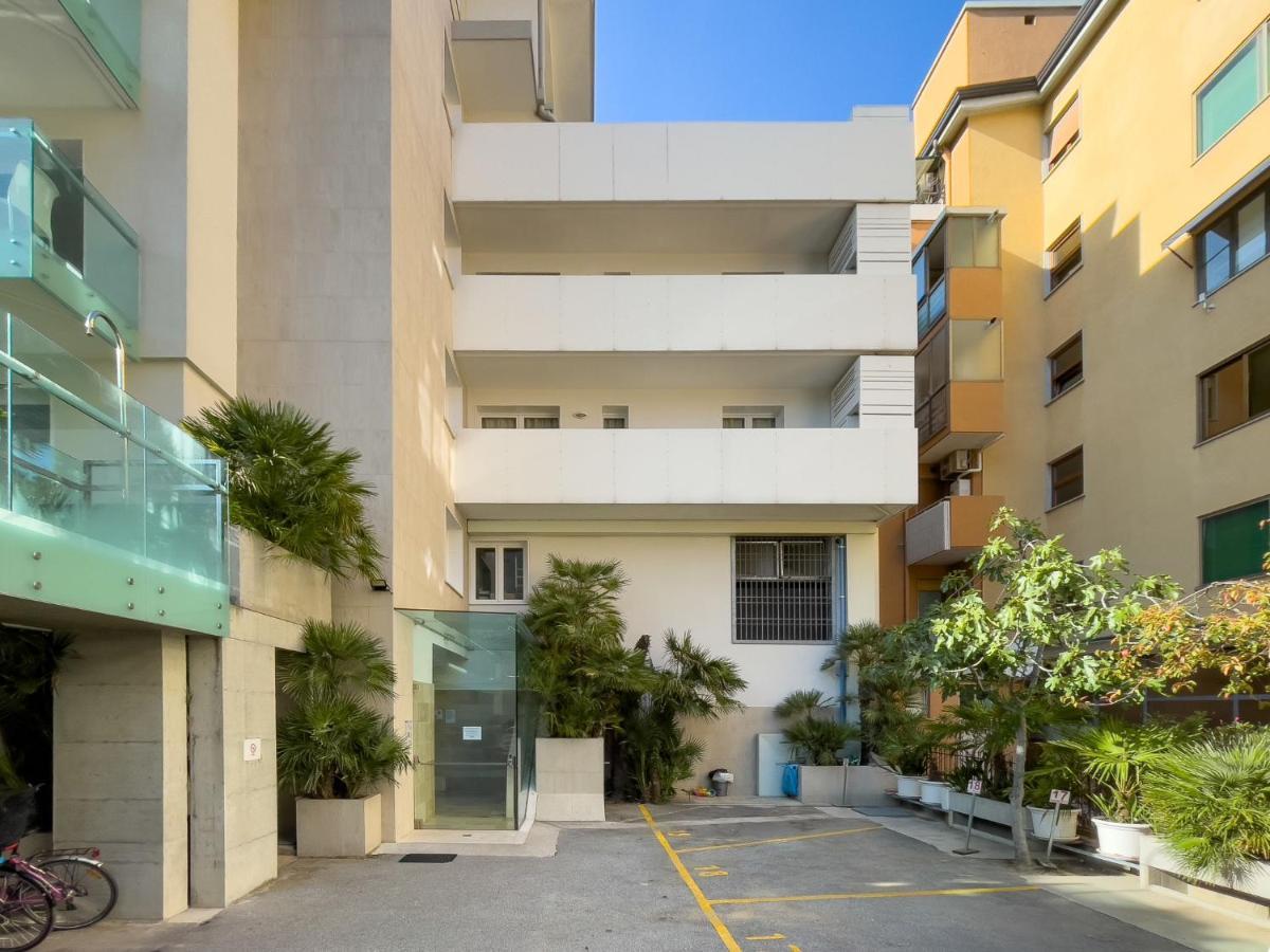 Apartment Fiore-1 By Interhome Lignano Sabbiadoro Exterior photo